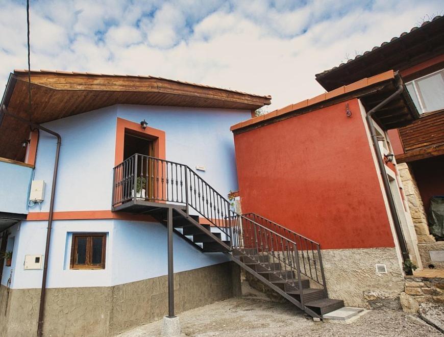 Ferienwohnung La Besnada Onís Exterior foto